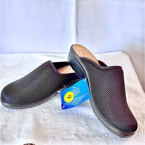 Fly Flot Italy Women's Black Mesh Mules Clogs Anti Shock Comfort Size 9 NWT
